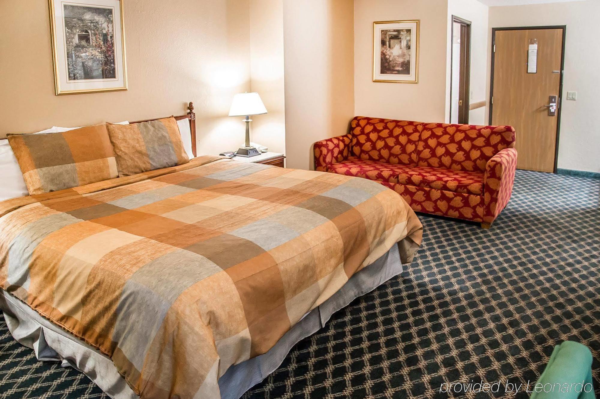 Econo Lodge Сидар-Рапидс Экстерьер фото